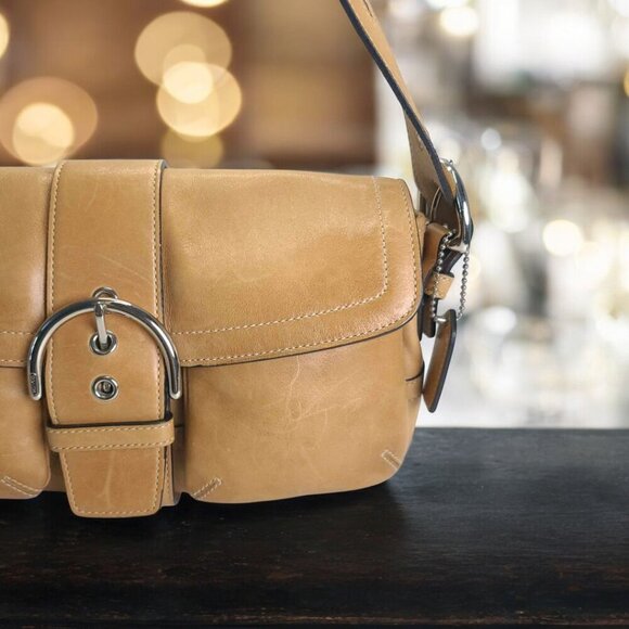 Vintage COACH Soho leather Pocket Flap in camel - Picture 3 of 15